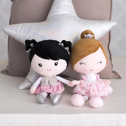 Vista 2 de Muñeca de peluche Baby Starters Snuggle Buddy, muñeca suave Annette