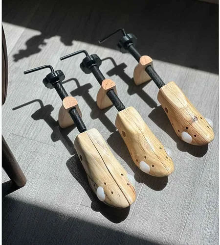 Vista 7 de Camilla ajustable para zapatos Unisex de madera elástica