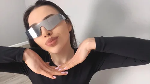 Vista 2 de COASION Wrap Around Sunglasses for Women Men Trendy Rimless Futuristic Shades Y2k Shield Flat Top Fashion Eyeglasses