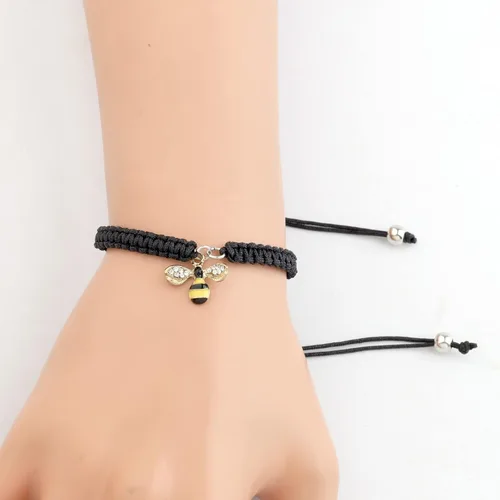 Vista 4 de Bee You Tiful Wish - Pulsera de positividad para amantes de las abejorros