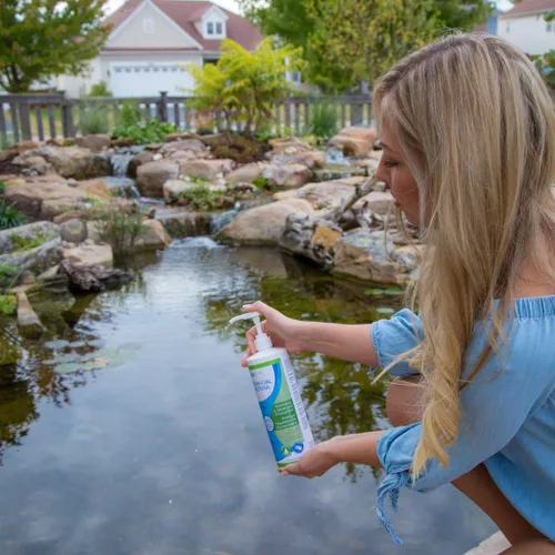 Vista 4 de Aquascape Tratamiento de agua transparente para estanques de koi y peces, mezcla de clarificadores para limpiar el agua turbia o descolorida