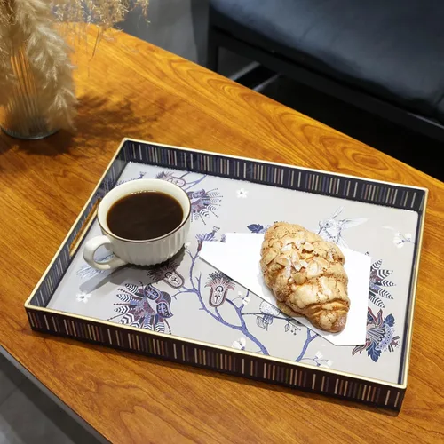 Vista 4 de Bandeja rectangular de plástico para servir con asas, elegante bandeja decorativa para mesa de café, otomana, sala de estar, cocina, uso al aire