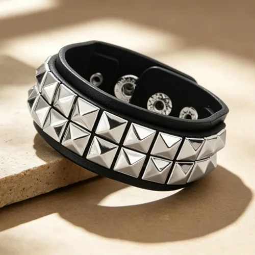 Vista 3 de Pulsera con tachuelas, pulseras de roca, 1 pieza de pulsera de cuero gótico de rock negro emo, punk, gótico, remache, brazaletes, accesorios
