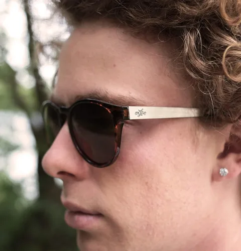 Vista 8 de Enclave Eyewear Modelo 21 Gafas de sol polarizadas para hombres y mujeres