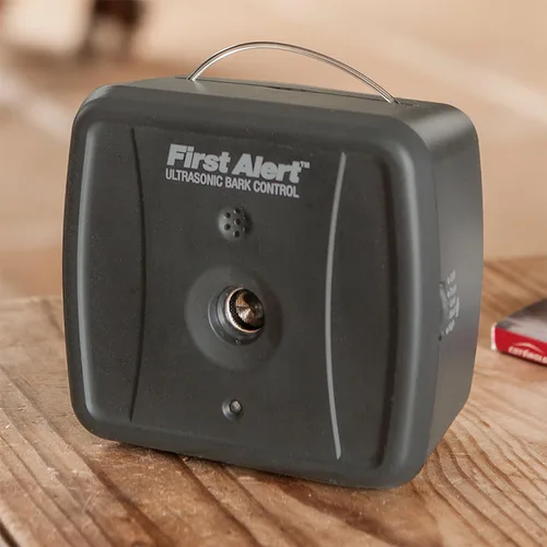 Vista 2 de First Alert Bark Genie Dispositivo automático de control de ladridos