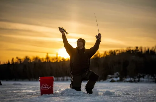Vista 4 de Berkley Trilene – Hilo de pesca de fluorocarbono 100% para pesca en hielo
