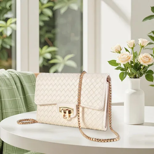 Vista 3 de Women's Textured PU Crossbody Bag, Small Gold Chain Shoulder Purse for Daily Use