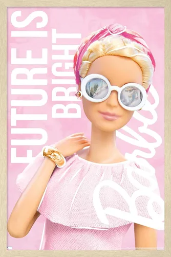 Vista 7 de Mattel Barbie - Póster de pared Future is Bright, 22.4 pulgadas de largo x 14.7 pulgadas de ancho, versión enmarcada de madera de granero