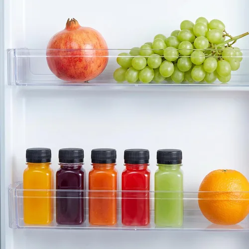 Vista 5 de TOMNK 100 botellas de plástico de 2 onzas con tapas, recipientes reutilizables transparentes para bebidas a granel para inyección de jengibre, jugo