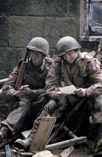 Vista 7 de Band of Brothers The Pacific Special Edition Gift Set