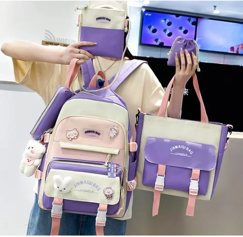 Vista 2 de Juego de 5 mochilas kawaii con colgante de oso y alfileres - Kit de mochila de conejito de anime japonés con diseño de retazos, Púrpura, Japonés