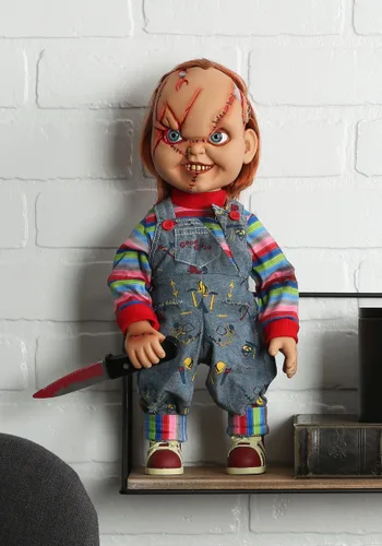 Vista 3 de Muñeco Chucky de 15 pulgadas con licencia oficial, articulado y parlante Multicolor