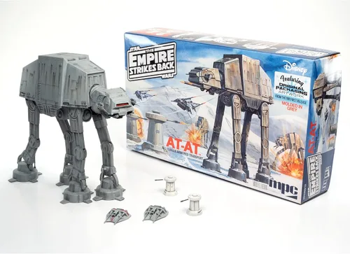 Vista 2 de MPC Star Wars: El Imperio contraataca AT-AT 1:1000 Kit de modelo a escala 1:1000