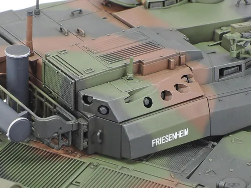 Vista 5 de Tamiya 35362 1/35 Kit de modelo de plástico del tanque de batalla principal francés