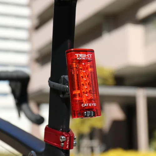 Vista 8 de CATEYE - Luz trasera LED trasera cinética ajustada para bicicleta (cinética ligera) Luz trasera con visibilidad de 360 grados, cinco LED, tres