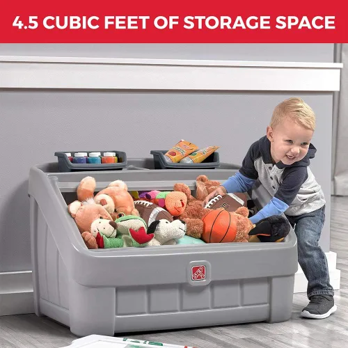 Vista 2 de Step2 Caja de juguetes y tapa de arte 2 en 1, contenedor y organizador de juguetes para niños, caballete y cofre en uno, hecho de plástico duradero
