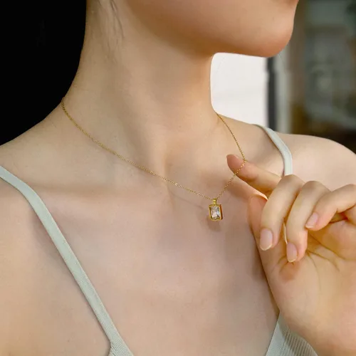 Vista 3 de Badu Collar de lágrima creada en oro de 18 quilates de 0.39 x 0.394 pulgadas para mujer, joyería de circonita cúbica solitaria, día de la madre
