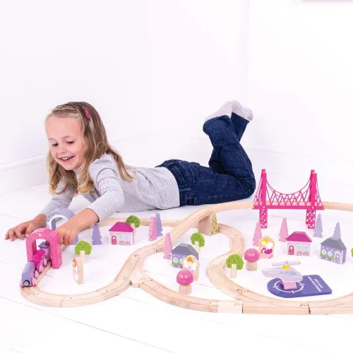 Vista 2 de Bigjigs Rail Fairy Town - Juego de tren de madera Juguete ferroviario para niños a partir de 3 años Pista de madera con modelo de aldea