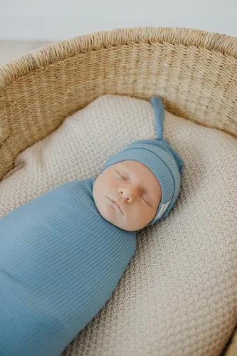 Vista 3 de Copper Pearl Manta para envolver al bebé, manta de punto de primera calidad, manta grande suave y elástica para bebé niño y niña, mantas para recién