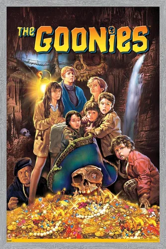 Vista 8 de Trends International The Goonies - Póster de pared de una hoja, 14.725 x 22.375 pulgadas, versión con marco de madera tipo granero Versión enmarcada