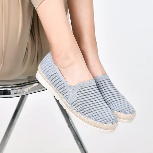 Vista 9 de Women Casual Slip on Walking Shoes Comfortable Knitted Hands Free Slip ins Sneakers with Arch Support Fashion Work Nurse Tennis Shoes