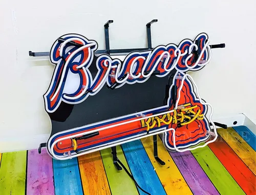 Vista 2 de Queen Sense 20 x 16 pulgadas Braves Neon Sign Light Lamp con HD Vivid Printing Tech Artwork A120ABTHVVD
