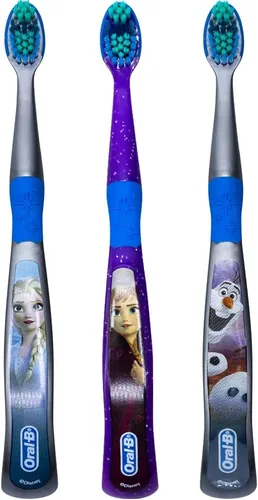 Vista 9 de Oral-B Cepillo de dientes Frozen de Disney, extra suave (los personajes varían), paquete de 2