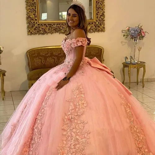 Vista 4 de Vestidos de quinceañera de encaje con cuentas, vestido de baile hinchado con hombros descubiertos, vestidos de graduación de tul 2023 Sweet 15 16
