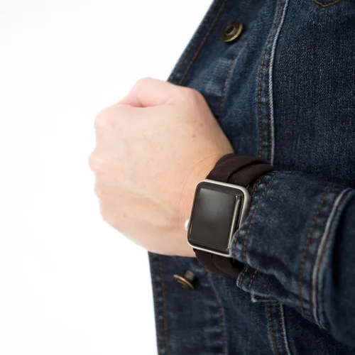 Vista 5 de Black Yoga Band® Apple Watch Series 1-8, 1.496 in 1.575 in 1.614 in 1.654 in 1.732 in 1.772 in - Dót Outfitters