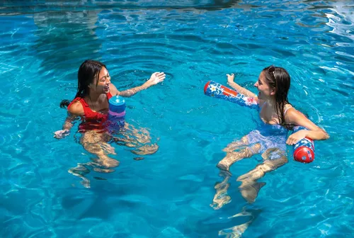 Vista 4 de Wow Sports Fideos florales inflables - para piscinas y lagos - Flotador auxiliar para niños y adultos - Accesorio de fiesta