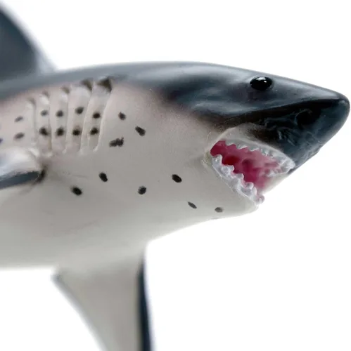 Vista 4 de Safari Ltd. Figura de tiburón salmón – Pintada a mano, realista modelo de 5.5 pulgadas – Divertido juguete educativo del océano para niños, niñas