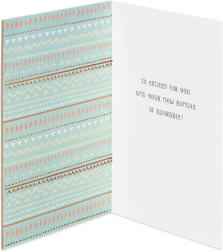 Vista 2 de American Greetings Tarjeta para Bebé Recién Nacido (Nuevo Paquete de Ternura)