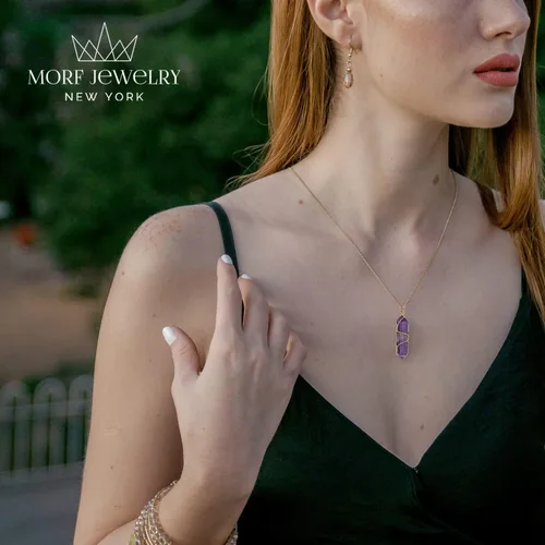 Vista 4 de Morf Jewelry Collar de cristal curativo de chakras, colgante envuelto en alambre chapado en oro hecho a mano con longitud ajustable, joyería
