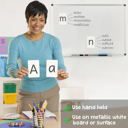 Vista 2 de Attractivia Tarjetas Magnéticas de Letras Grandes del Alfabeto ABC - 52 Letras Resistentes Grandes en Mayúscula y Minúscula, Negro - para Maestros