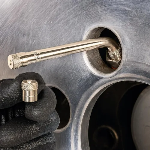 Vista 5 de OCTOPUS TR545D - Vástago de válvula de neumático de latón con abrazadera para camiones y autobuses, curva de 60°, se adapta a llantas de aluminio