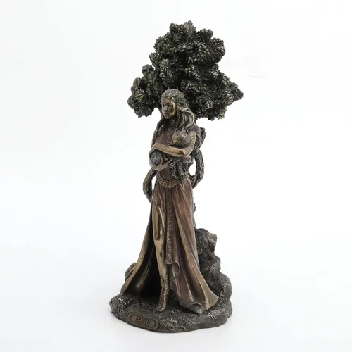 Vista 8 de Estatua irlandesa con acabado de bronce de la diosa de los Tuatha de Danann