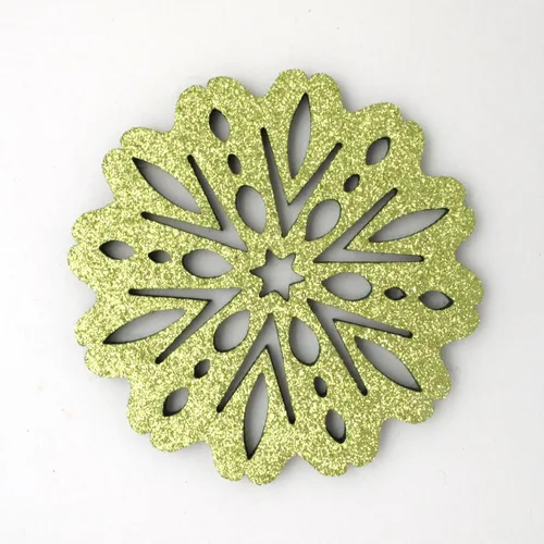 Vista 2 de Juego de 4 posavasos florales de fieltro con copos de nieve (dorado/verde reversible)