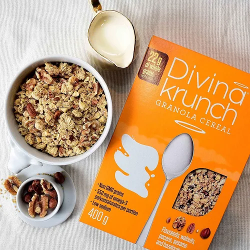 Vista 3 de Divina Krunch Granola Cereales, paquete de 3, CEREAL NO OGM (granola de nueces y semillas omega)