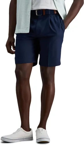 Vista 9 de Haggar Men's Cool 18 Pro Straight Fit Pleated Front 4-Way Stretch Expandable Waist Golf Performance Short Negro