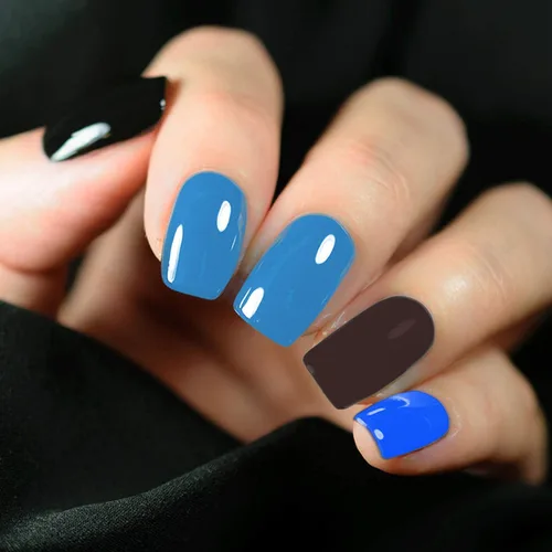 Vista 2 de karma organic Hermoso juego de esmaltes de uñas halal, no tóxico, pintura de uñas vegana y libre de crueldad animal