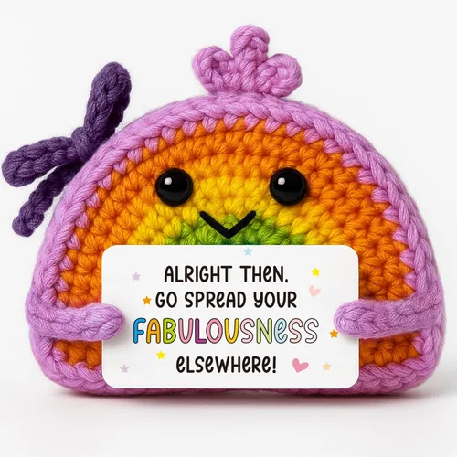 Vista 8 de Muñeca de ganchillo arcoíris positiva hecha a mano con tarjeta de aliento - Decoración inspiradora para escritorio, oficina y hogar - Regalo