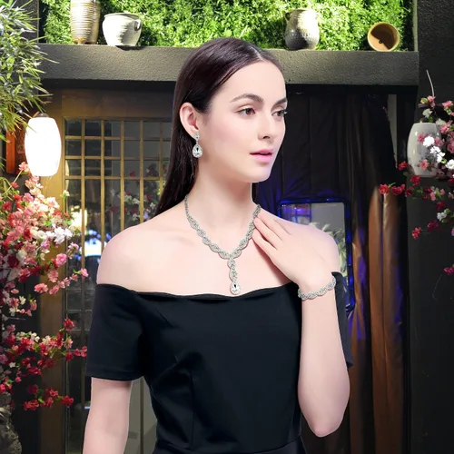 Vista 2 de Juego de 34 piezas de joyería de boda para mujeres y niñas disfraz de noche joyería brillante con diamantes de imitación corona de lágrima collar