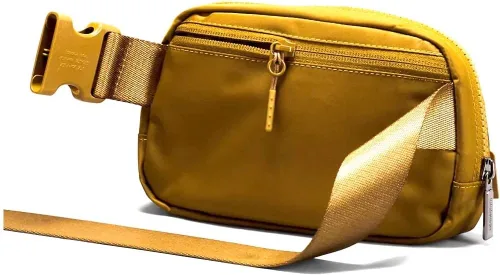 Vista 2 de Lululemon Everywhere - Bolsa para cinturón de 1L (caramelo nacido)