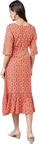 Vista 8 de Janasya Vestido con volantes estampado de motivos étnicos de algodón naranja para mujer india