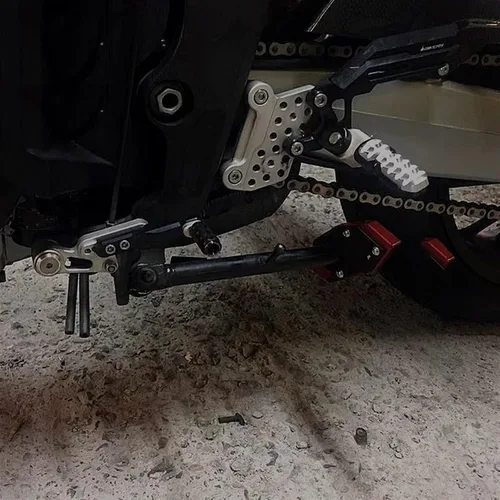 Vista 6 de Soporte CNC Soporte lateral Placa de extensión para Kawasaki Z650 Z900 Z900RS 2017 2023 Z800 Z1000 Z1000SX 2011 2019 (color : A negro)