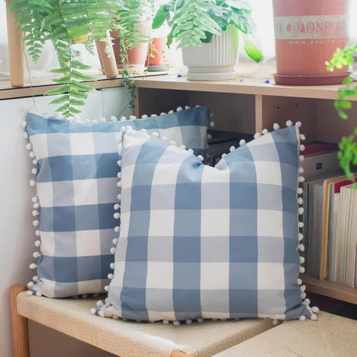 Vista 14 de HOPLEE Juego de 2 fundas de almohada de granja con pompones para decoración del hogar, 16 x 16 pulgadas, color azul claro