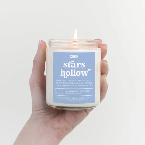 Vista 2 de Vela perfumada Stars Hollow – Regalo para ella, vela perfumada de cera de soja, vela perfumada de café, regalo divertido para ella, vela de cultura