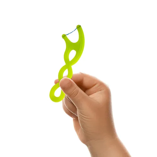 Vista 7 de GUM Crayola Twistables - Hilo dental para niños con flúor, diseñado para manos pequeñas, tres divertidos sabores de frutas, palillos de hilo dental