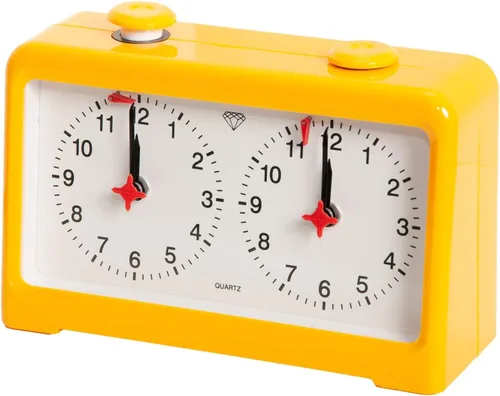 Vista 2 de The House of Staunton Reloj de ajedrez analógico de cuarzo diamante Beige