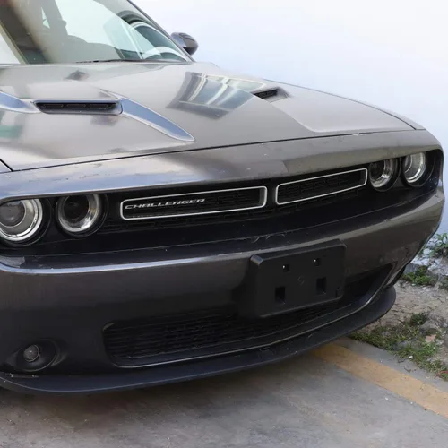 Vista 3 de Voodonala para Challenger Marco Soporte de Montaje para Placa de Matrícula Delantera Cubierta Bracket para Accesorios Dodge Challenger 2010-2025+